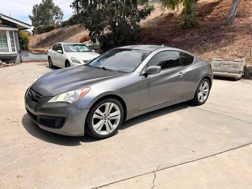 Gray 2010 Hyundai Genesis Coupe 2.0T