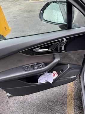 Black 2017 Audi Q7 3.0T Prestige