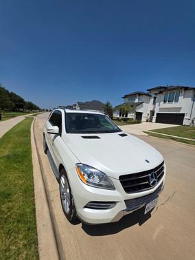 White 2014 Mercedes-Benz M-Class ML 350