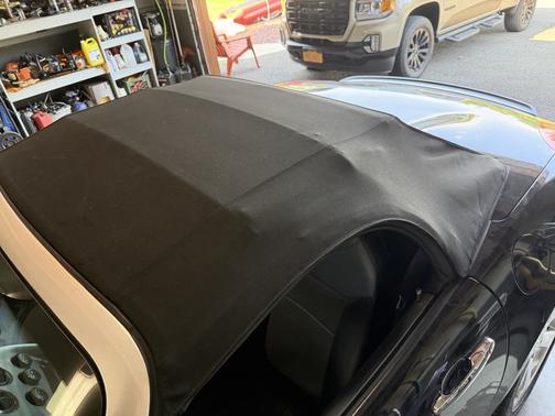 Black 2007 Pontiac Solstice GXP