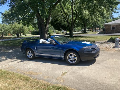 2000 Ford Mustang GT