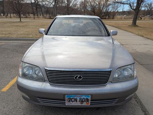 1999 Lexus LS 400 Base