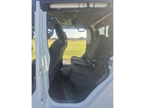 White 2021 Jeep Gladiator Willys