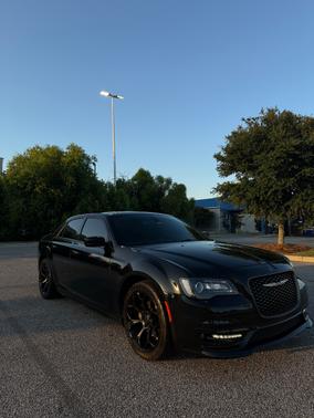 Black 2018 Chrysler 300 S