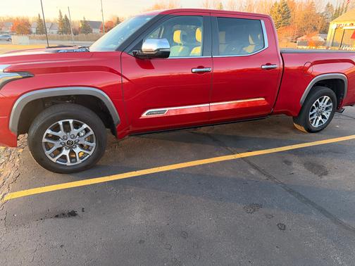2024 Toyota Tundra Hybrid 1794 Edition