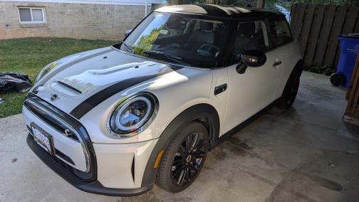 2024 MINI SE Hardtop Cooper