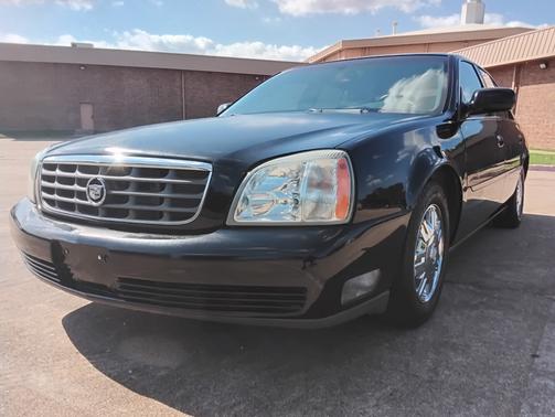 2004 Cadillac DeVille Base
