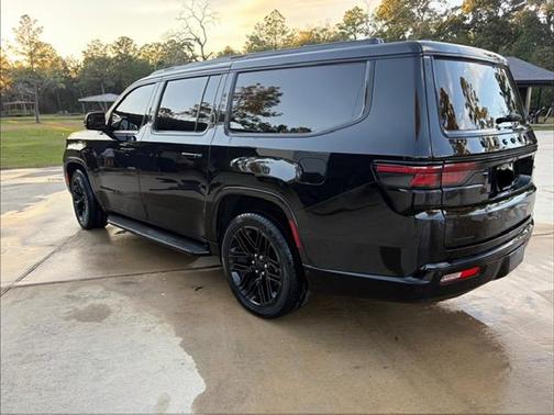 Black 2023 Jeep Wagoneer L Series II Carbide