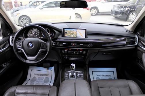 Photo 5 of 5 of 2015 BMW X5 xDrive35i