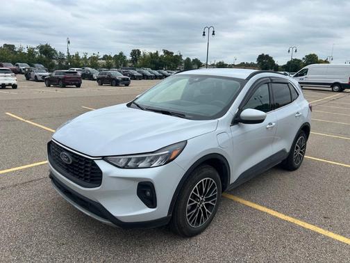 White 2025 Ford Escape PHEV Base