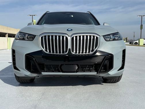 Gray 2026 BMW X5 PHEV xDrive50e