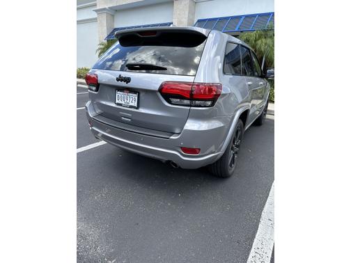2019 Jeep Grand Cherokee Altitude