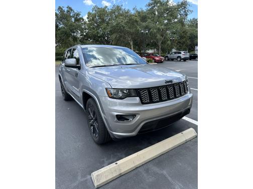 2019 Jeep Grand Cherokee Altitude