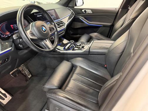 White 2021 BMW X7 xDrive40i