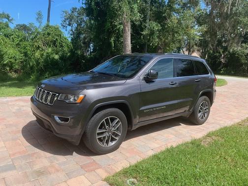 2019 Jeep Grand Cherokee Laredo E