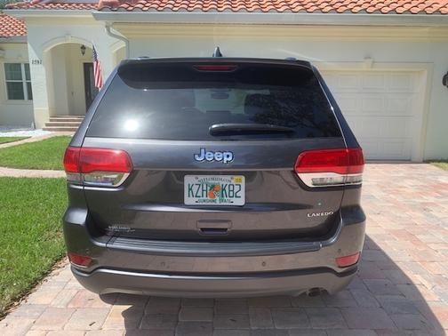 2019 Jeep Grand Cherokee Laredo E