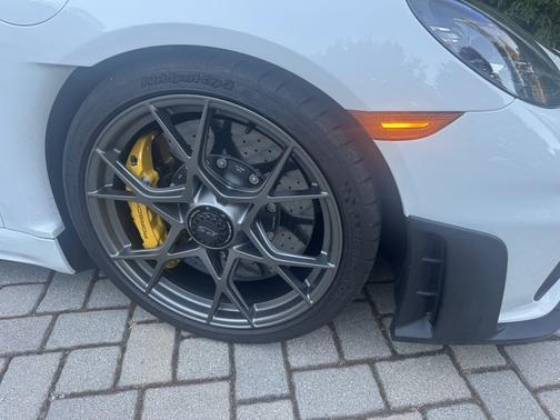 White 2024 Porsche 718 Cayman 718 Cayman GT4 RS