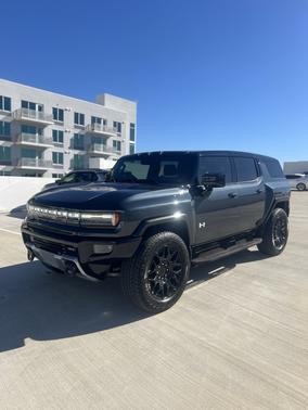 Blue 2025 GMC HUMMER EV SUV 3X