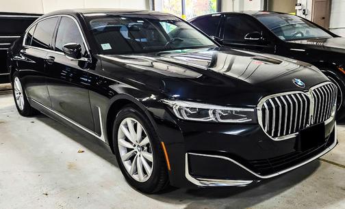 Black 2021 BMW 740 i xDrive