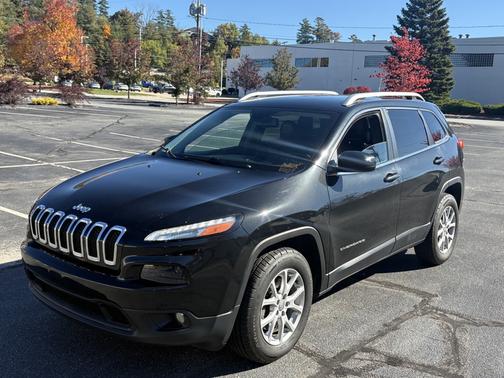 Black 2015 Jeep Cherokee Latitude