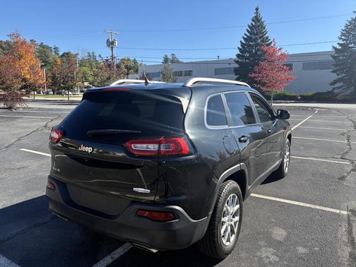 Black 2015 Jeep Cherokee Latitude