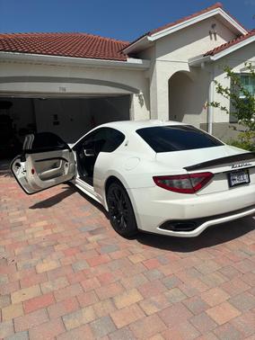White 2013 Maserati GranTurismo MC