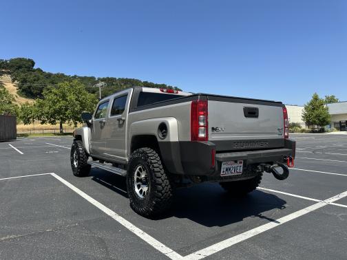 2009 Hummer H3T Alpha