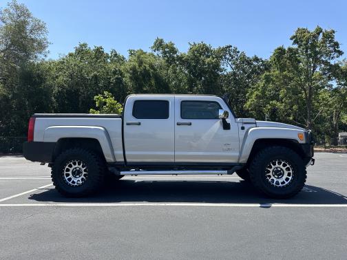 2009 Hummer H3T Alpha