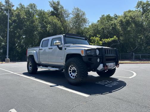 2009 Hummer H3T Alpha