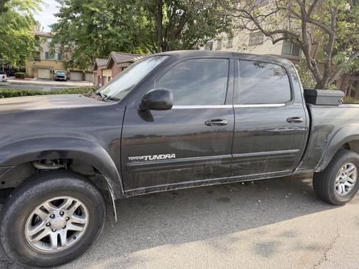 Black 2005 Toyota Tundra Limited Double Cab