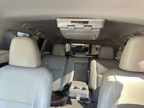 2015 Toyota Highlander LE