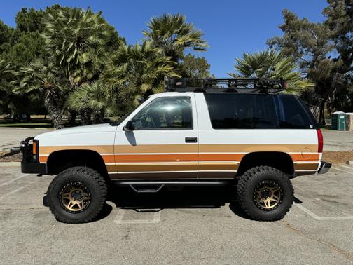 1999 Chevrolet Tahoe Base