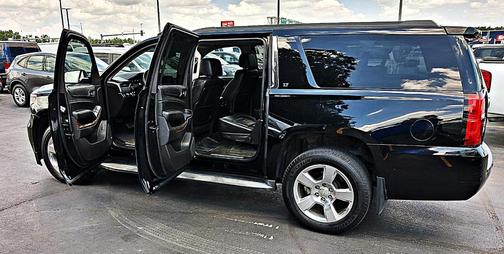 Black 2015 Chevrolet Suburban 1500 LT