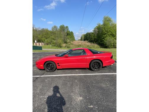 Photo 2 of 11 of 1998 Pontiac Firebird Trans Am