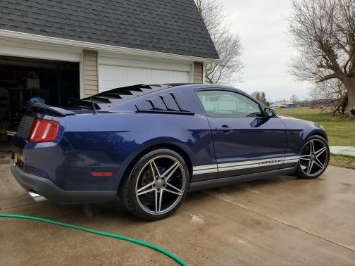 2012 Ford Mustang V6