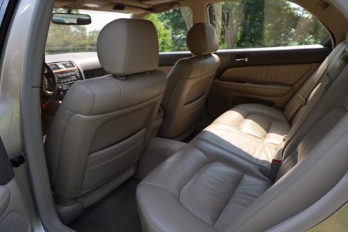 1999 Lexus LS 400 Base