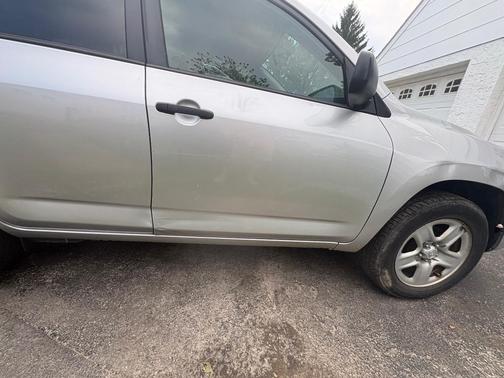 Silver 2012 Toyota RAV4 Base