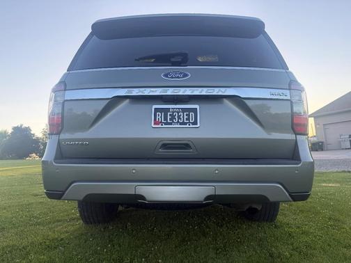 Green 2019 Ford Expedition Max Limited