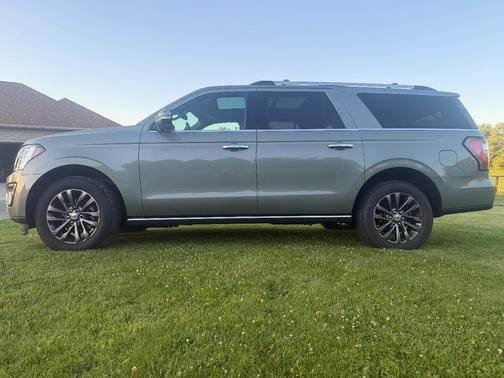 Green 2019 Ford Expedition Max Limited