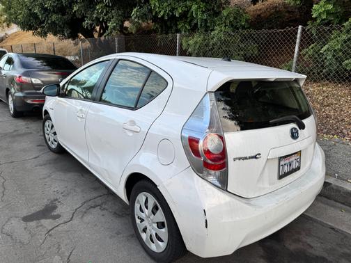 2013 Toyota Prius c Two