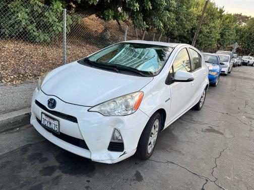 2013 Toyota Prius c Two