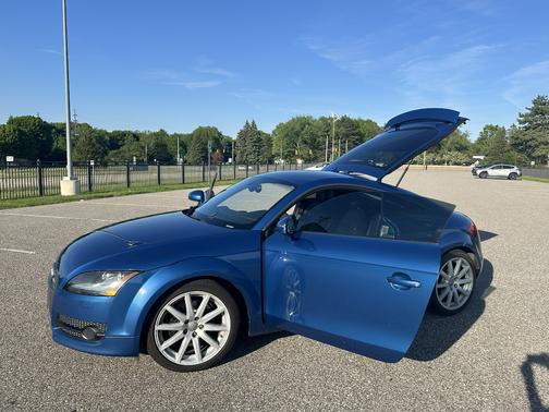 Blue 2009 Audi TT 2.0T quattro