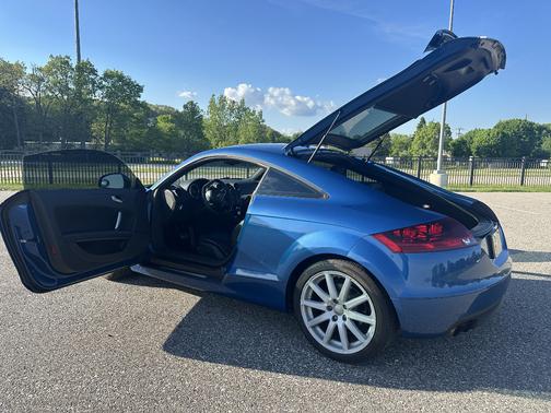 Blue 2009 Audi TT 2.0T quattro
