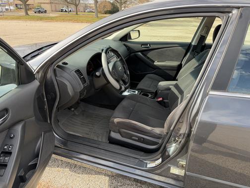 2010 Nissan Altima 2.5 S