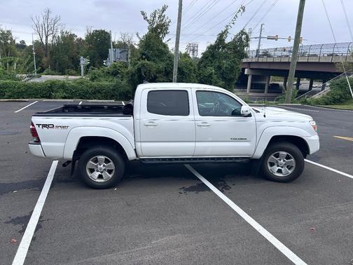 White 2015 Toyota Tacoma PreRunner