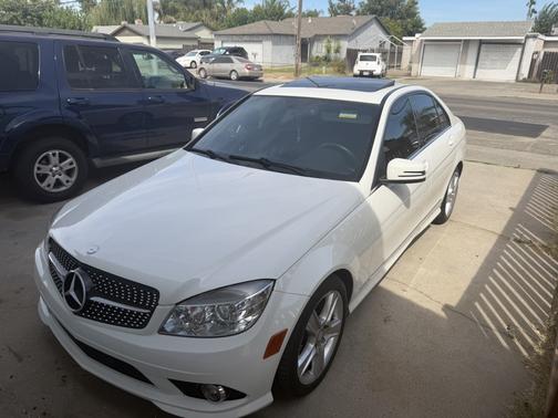 White 2010 Mercedes-Benz C-Class C 300