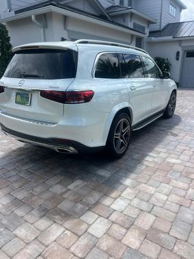 White 2023 Mercedes-Benz GLS 450 4MATIC