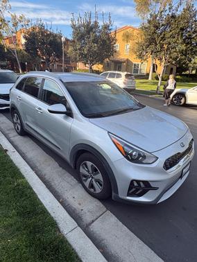 2020 Kia Niro LX