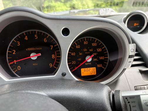 Gray 2008 Nissan 350Z Touring