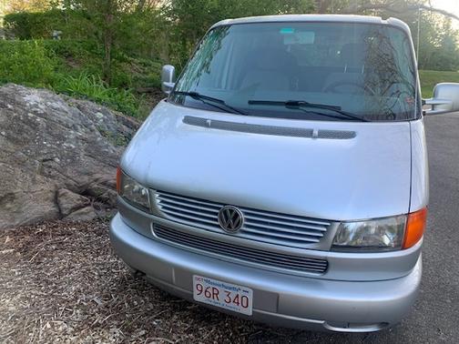 Photo 3 of 7 of 2001 Volkswagen Eurovan MV